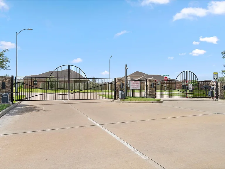 9719 Montana Sapphire Ln — Photo 40