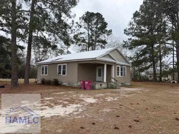 100 Ellis Rd, Baxley, GA 31513