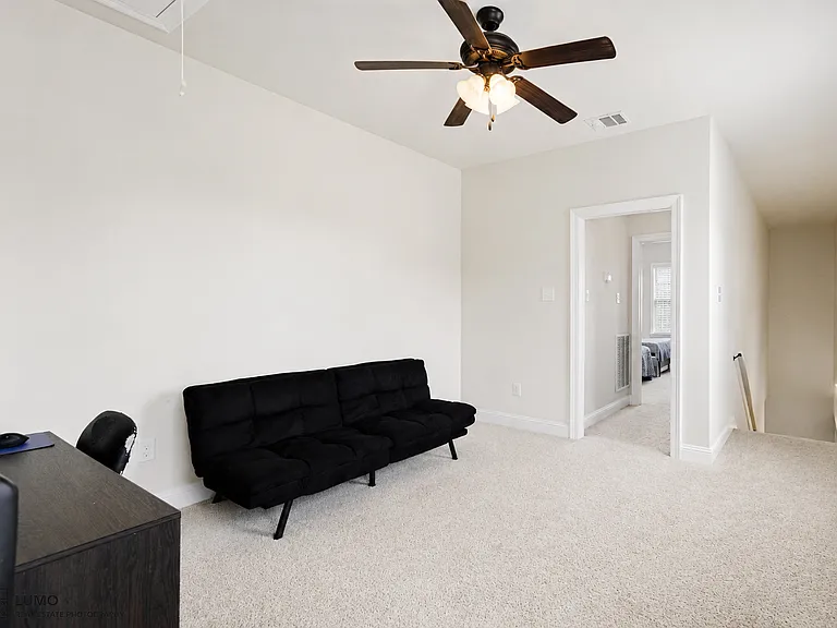 631 Riverscape Dr — Photo 14