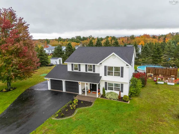 55 Dahlgren Cres N, Kingston, NS B0P 1R0