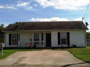 1135 Keith Ave, Oak Grove, KY 42262