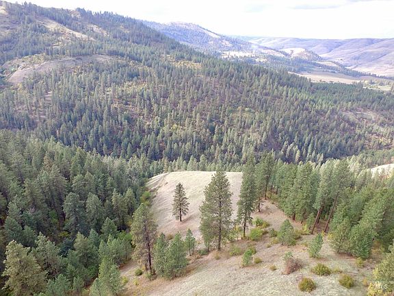 3rd image of Summit Grade Parcel D