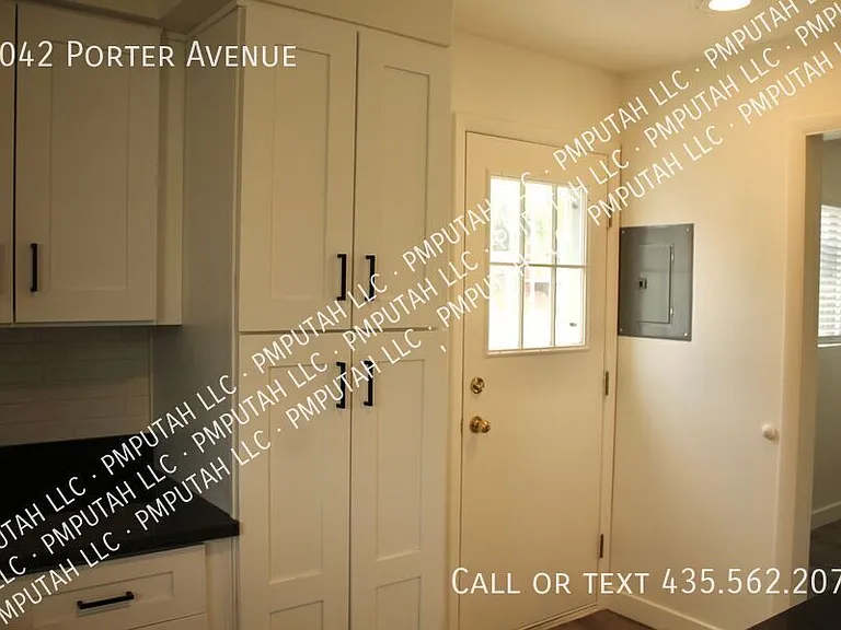 4042 S Porter Ave — Photo 10
