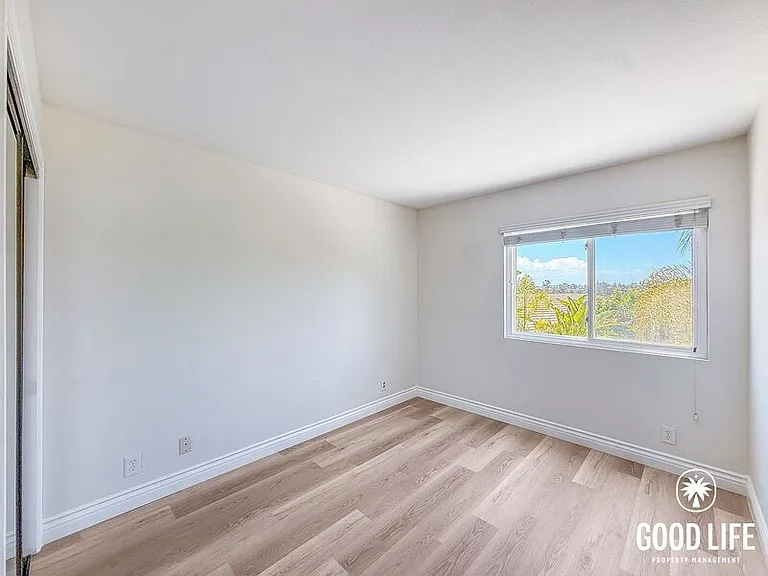 11775 Scripps Lake Dr — Photo 16