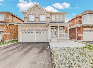 37 Oceanpearl Cres, Whitby, ON L1N0C5