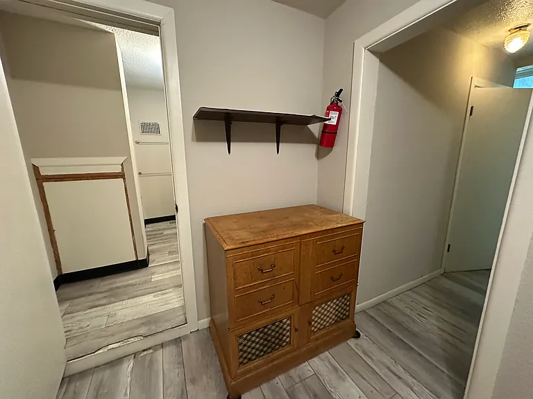 1025 E Washington St #2 — Photo 12