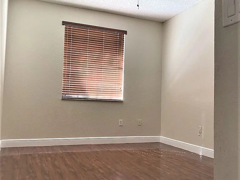 14300 SW 159th Pl — Photo 11