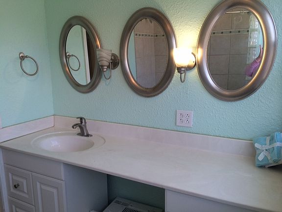 5th image of 5233 N Spruce Ave