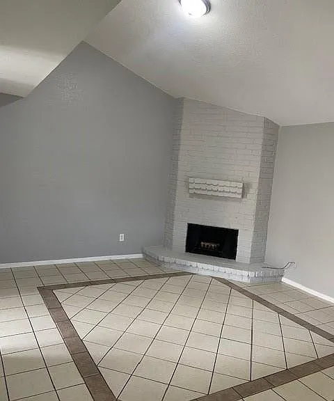 12533 Manor Ct — Photo 7