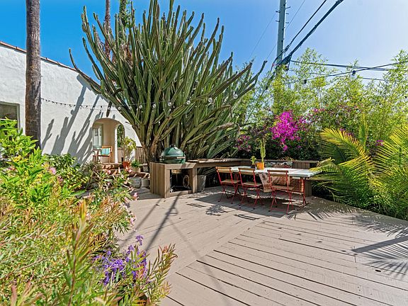 3rd image of 1361 Micheltorena St