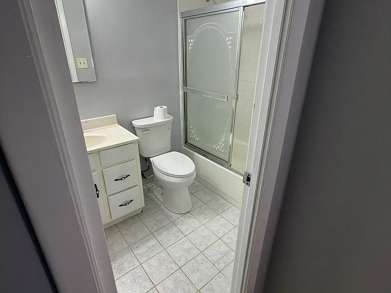 19 Theo Ln — Photo 22