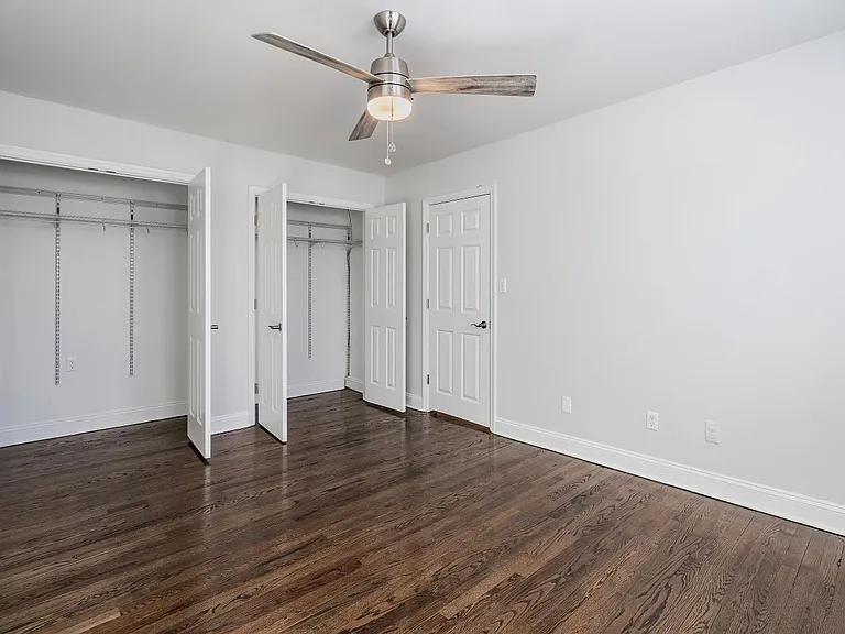 Gables Apartments — Photo 7
