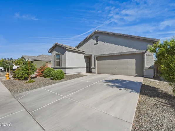 2022 E NEW BONNET Lane, San Tan Valley, AZ 85140