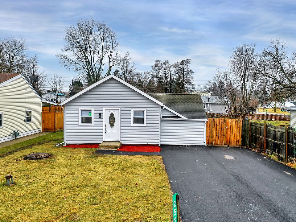 1st image of 25227 W Claridan Ave