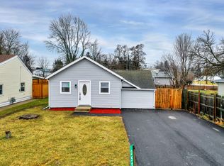 25227 W Claridan Ave, Antioch, IL 60002