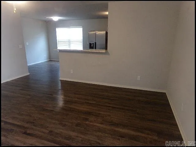 3 bed, 2.0 bath, 1510 sqft, $1,745 — Photo 4