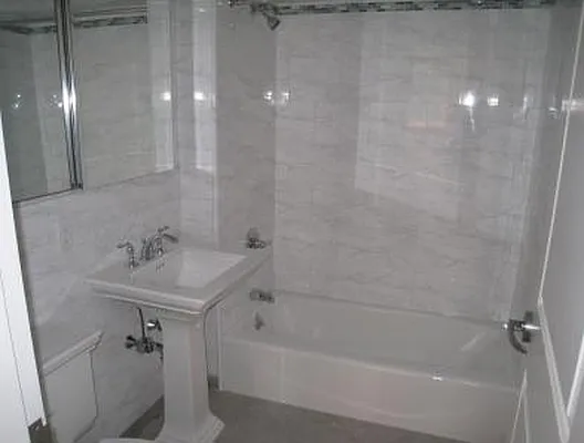 Rented by Citi Habitats | media 13