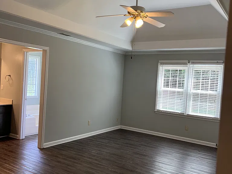 1850 Ashton Brooke Ln — Photo 6