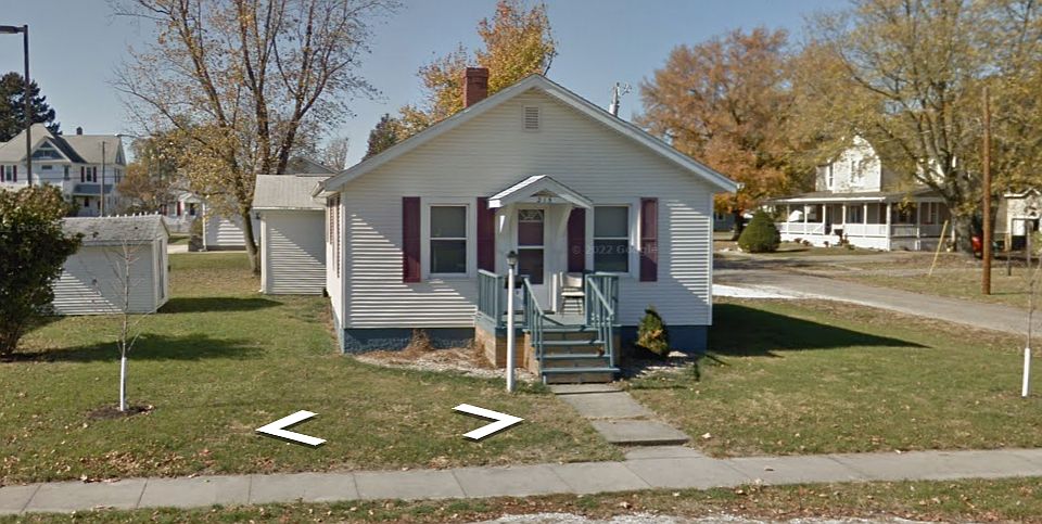 2nd image of 215 N Pierce St