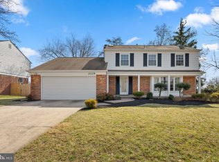 11129 Hunt Club Dr, Potomac, MD 20854