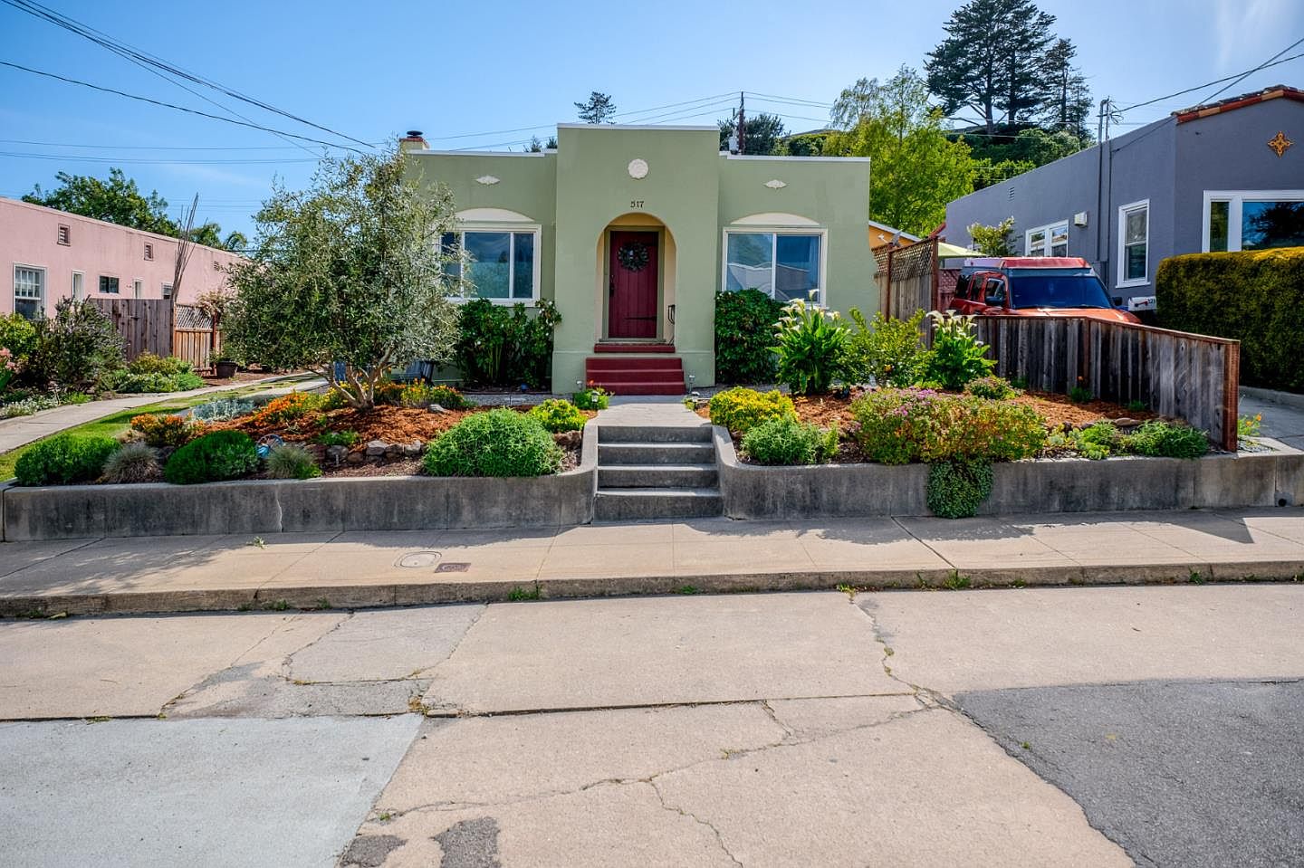 517 Olive St Santa Cruz CA 95060 Zillow