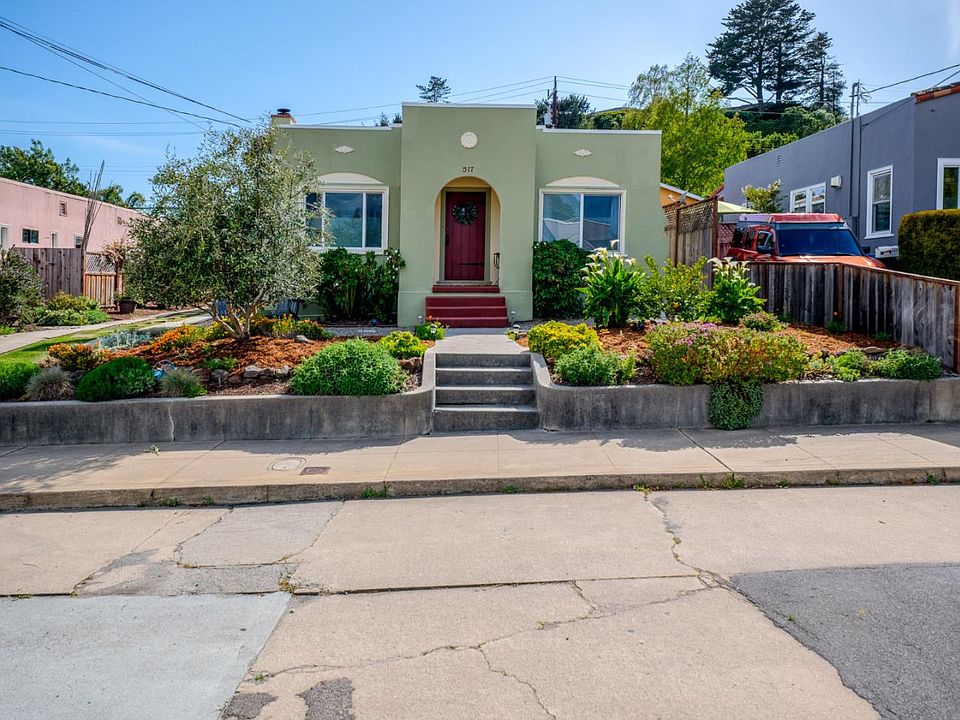 517 Olive St Santa Cruz CA 95060 Zillow