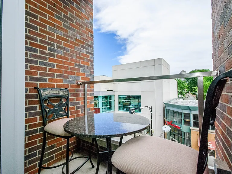 2501 N Halsted St #4 — Photo 23