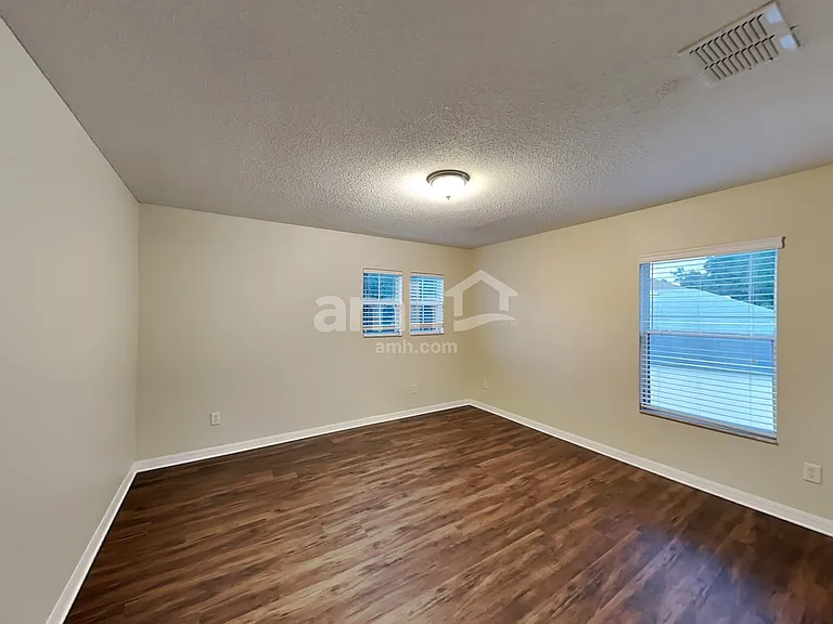 499 Vicks Landing Dr — Photo 15