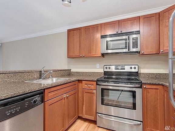 3rd image of 1011 156th Ave NE Unit C318