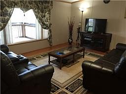 GREAT ROOM-PICTURE WINDOW