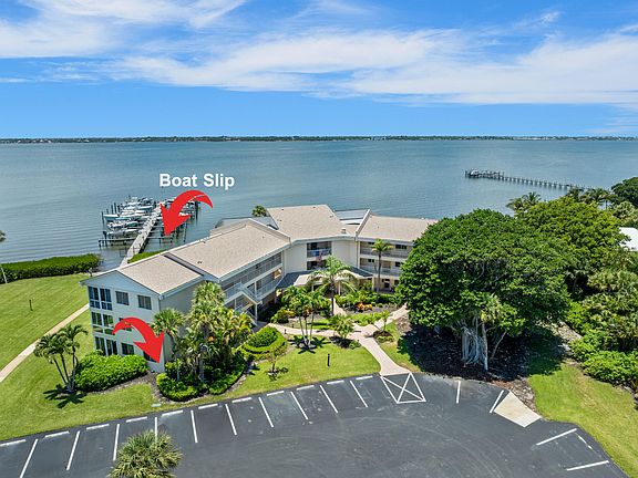 3rd image of 2370 NE Ocean Boulevard #C-101