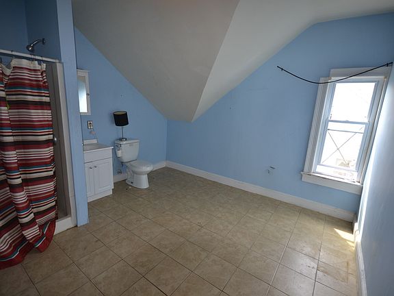 3rd image of 156 Wood St #3