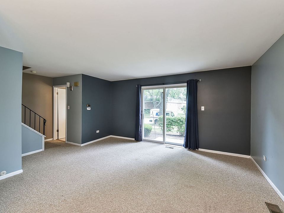 454 Sunnybrook Ln, Wheaton, IL 60187 Zillow