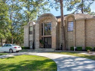 5607 Foresthaven Dr, Houston, TX 77066