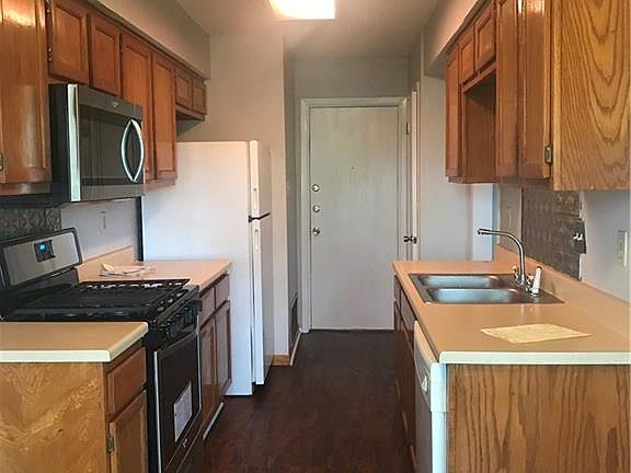 4th image of 510 Burlwood Ct