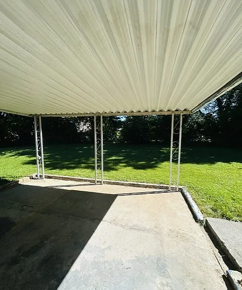 1478 Bonneville Ln — Photo 14