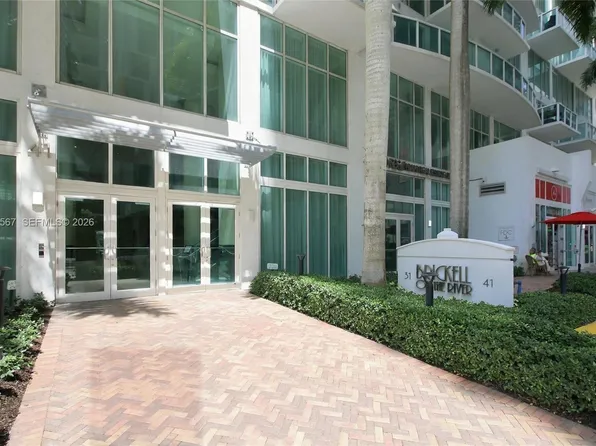 41 SE 5th St APT 710, Miami, FL 33131
