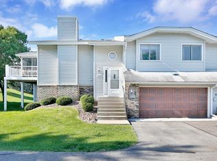 3319 Juliet Dr, Woodbury, MN 55125