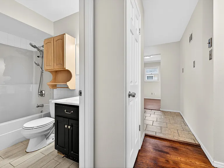 3945 Crosby Dr — Photo 13