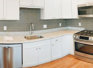 4380 Washington St, Roslindale, MA 02131
