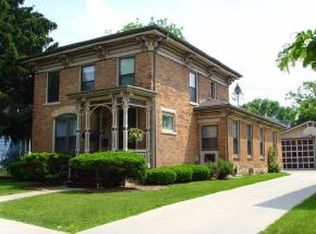 188 E 4th St, Fond Du Lac, WI 54935