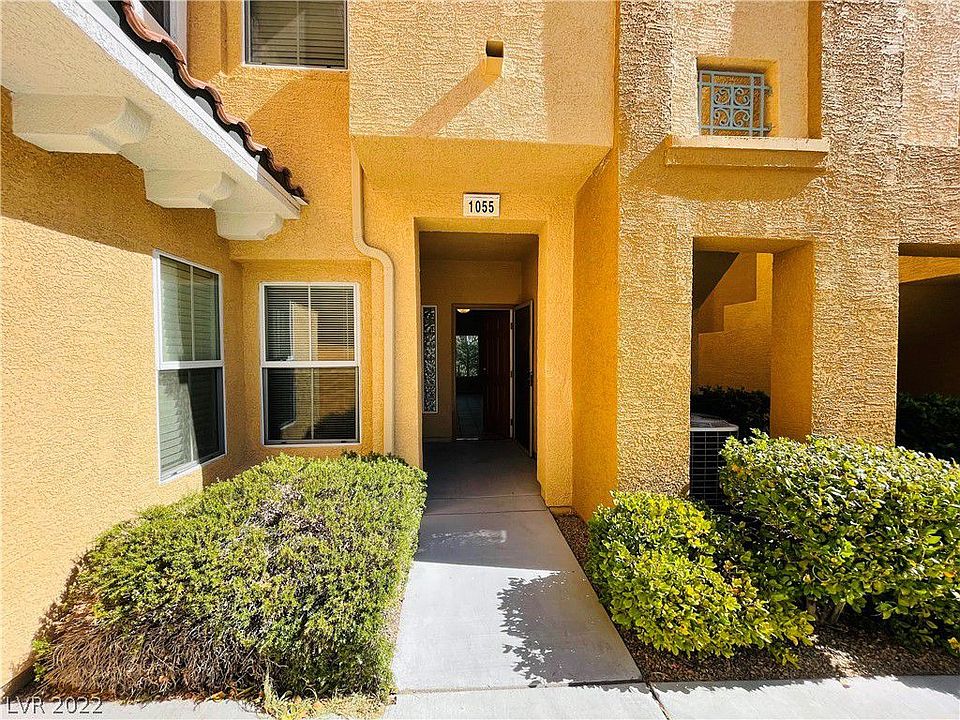1st image of 820 Canterra St Unit 1055