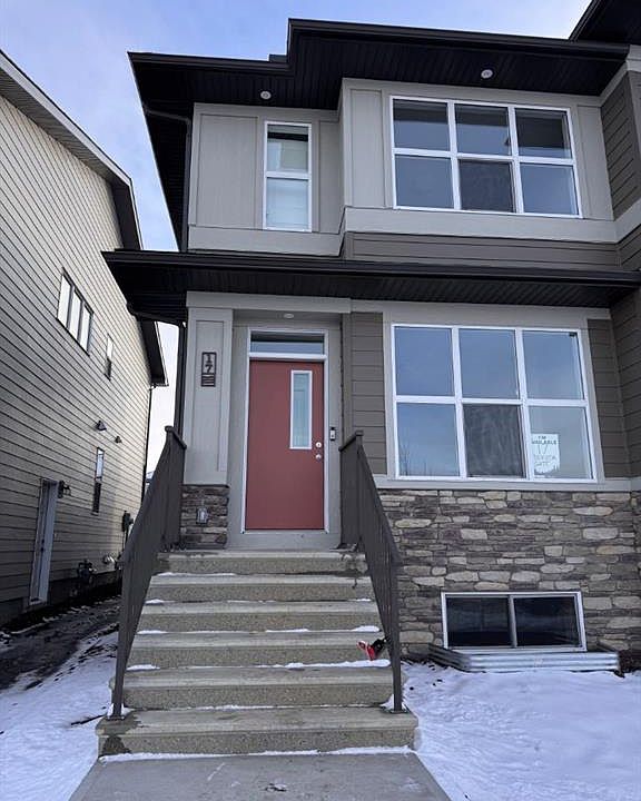 1st image of 17 N Setonvista Gate SE
