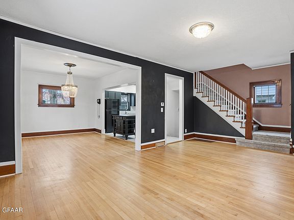 5th image of 1006 Cottonwood St