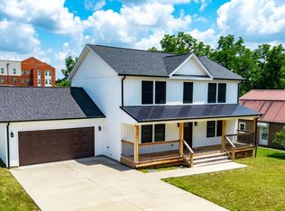 37 Pine St, Thurman, OH 45685