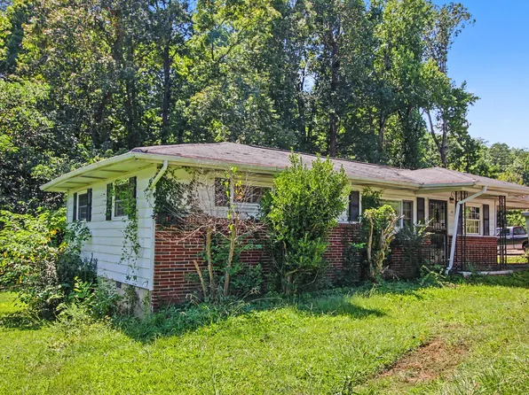 811 Lynn Ln, Rossville, GA 30741