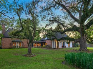 5304 Shoreline Dr, New Iberia, LA 70563
