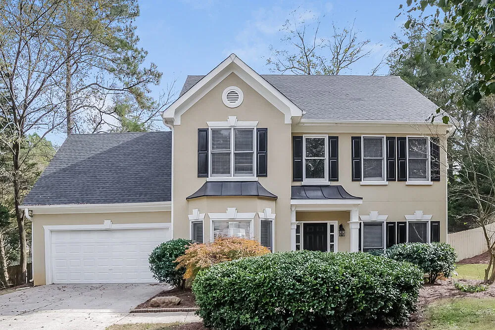 4 bed, 2.5 bath, 2404 sqft, $2,710 — Photo 1