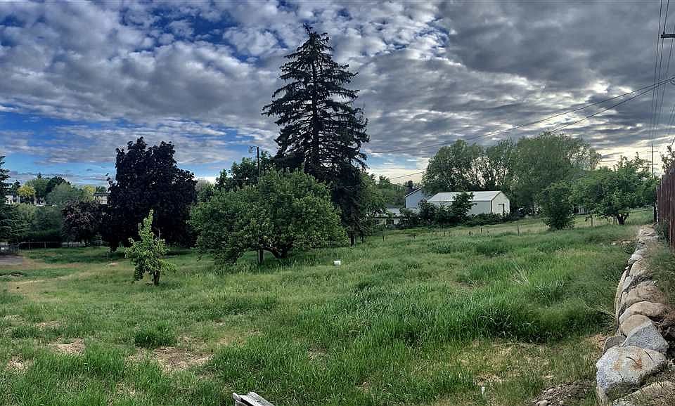 1st image of 2515 E Upriver Dr