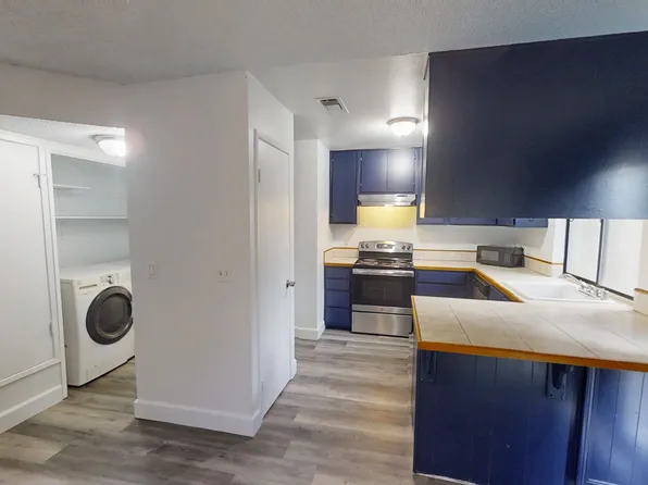 4676 E Alamos Ave Unit 124, Fresno, CA 93726